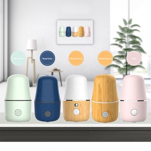 Ensemble de <span class=keywords><strong>coupe</strong></span> <span class=keywords><strong>menstruelle</strong></span> en silicone médical pliable sans BPA et <span class=keywords><strong>applicateur</strong></span> <span class=keywords><strong>pour</strong></span> la vente en gros, respectueux de l'environnement - Product Image 2