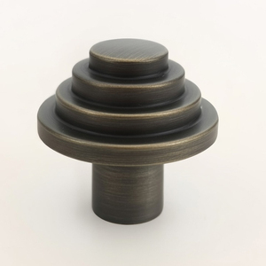 Koppalive Tiradores <span class=keywords><strong>de</strong></span> Cajón Modernos y Elegantes <span class=keywords><strong>de</strong></span> Lujo con Diseño Escalonado, Herrajes Dorados para Muebles, Perillas <span class=keywords><strong>de</strong></span> Latón Sólido para Gabinetes <span class=keywords><strong>de</strong></span> Cocina - Product Image 6