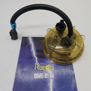 Ensemble de séparateur d'eau et de carburant 11QA-71050 pour R160D-9 - Product Image 1