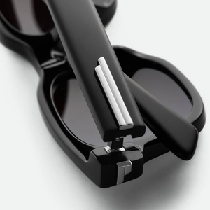 Bottega BV Vintage Square Sunglasses Thick Acetate Frame Comfortable Wear for Daily Outdoor Use Veneta - Product Image 3