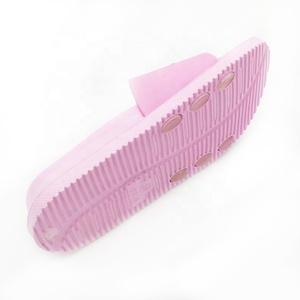 Fantasia di alta qualità di disegno del fiore della ragazza pantofole con il sostegno di arco della spiaggia all'aperto scivolo <span class=keywords><strong>sandali</strong></span> per la donna di vibrazione piatto <span class=keywords><strong>infradito</strong></span> pantofola - Product Image 3