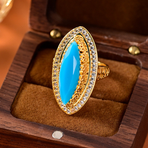 Bague de fiançailles rétro de luxe en laiton plaqué or 18 carats avec zircon, style ethnique vintage, pour femme - Product Image 2