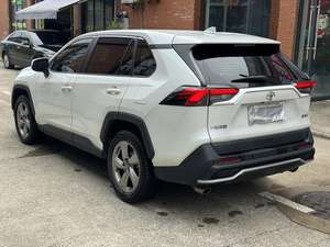 Venta al por Mayor de <span class=keywords><strong>Toyota</strong></span> Rav 4 Usados, <span class=keywords><strong>RAV4</strong></span> de Buen Rendimiento, 5 Plazas, 2021 <span class=keywords><strong>2022</strong></span> 2023 2024, RAV-4 AWD, Auto Usado de Gasolina, Auto Familiar - Product Image 4