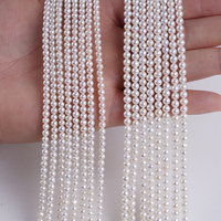 Chaînes de perles d'eau douce naturelles rondes blanches de 3,5 à 4 mm / 4 à 5 mm, prix promotionnel de vente en gros de perles