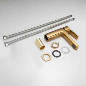 Rubinetto Miscelatore Moderno in Ottone Spazzolato Oro PVD per Lavabo, Montaggio su Piano - Product Image 3