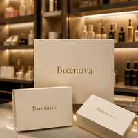Caja Rígida Plegable Tipo Libro con Logotipo Personalizado, Caja de Regalo Magnética Color Champán Mate para Empaque de Perfumes y Cosméticos de Lujo
