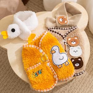 سترة صوفية للكلاب لفصلي الخريف والشتاء، تصميم لطيف بنمط حيواني بدون أكمام مع وشاح، مريحة للطقس البارد، مصنوعة من البوليستر المتين للحيوانات الأليفة - Product Image 2