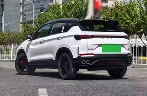 Voiture d'occasion <span class=keywords><strong>2023</strong></span>, modèle populaire, Geely Coolray 2022 1.5t DCT, SUV essence, Prix Binyue Voiture d'occasion <span class=keywords><strong>France</strong></span> - Product Image 4
