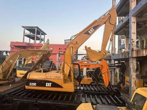 รถขุดตีนตะขาบ Caterpillar 320C/320CL มือสอง ปี 2016 รุ่นญี่ปุ่นแท้ ชิ้นส่วนเครื่องยนต์เดิม น้ำหนักใช้งาน 21760 กก. - Product Image 6