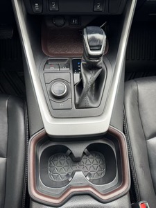 Toyota <span class=keywords><strong>RAV4</strong></span> <span class=keywords><strong>2023</strong></span> Usado, 2.5L Híbrido, Tracción en las Cuatro Ruedas, SUV Japonés Usado, <span class=keywords><strong>Precio</strong></span> Económico, Vehículo Híbrido Eléctrico y de Gasolina, Blanco - Product Image 4