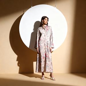 Robe Abaya élégante et luxueuse en polyester avec strass thermocollants pour femmes musulmanes, vente en gros, personnalisation OEM - Product Image 1