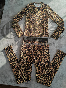 Set Loungewear Due Pezzi Y2K da <span class=keywords><strong>Donna</strong></span> con Logo Personalizzato, Stampa Ghepardo Ricamata, Maniche Corte e Pantaloni a Zampa, <span class=keywords><strong>Abbigliamento</strong></span> <span class=keywords><strong>Leopardato</strong></span> - Product Image 5