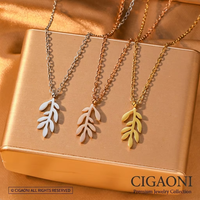 Collier en acier inoxydable 316L plaqué or 18 carats avec pendentif feuille et branche d'olivier pour femme, bijoux naturels, prêt à être expédié (RTS)