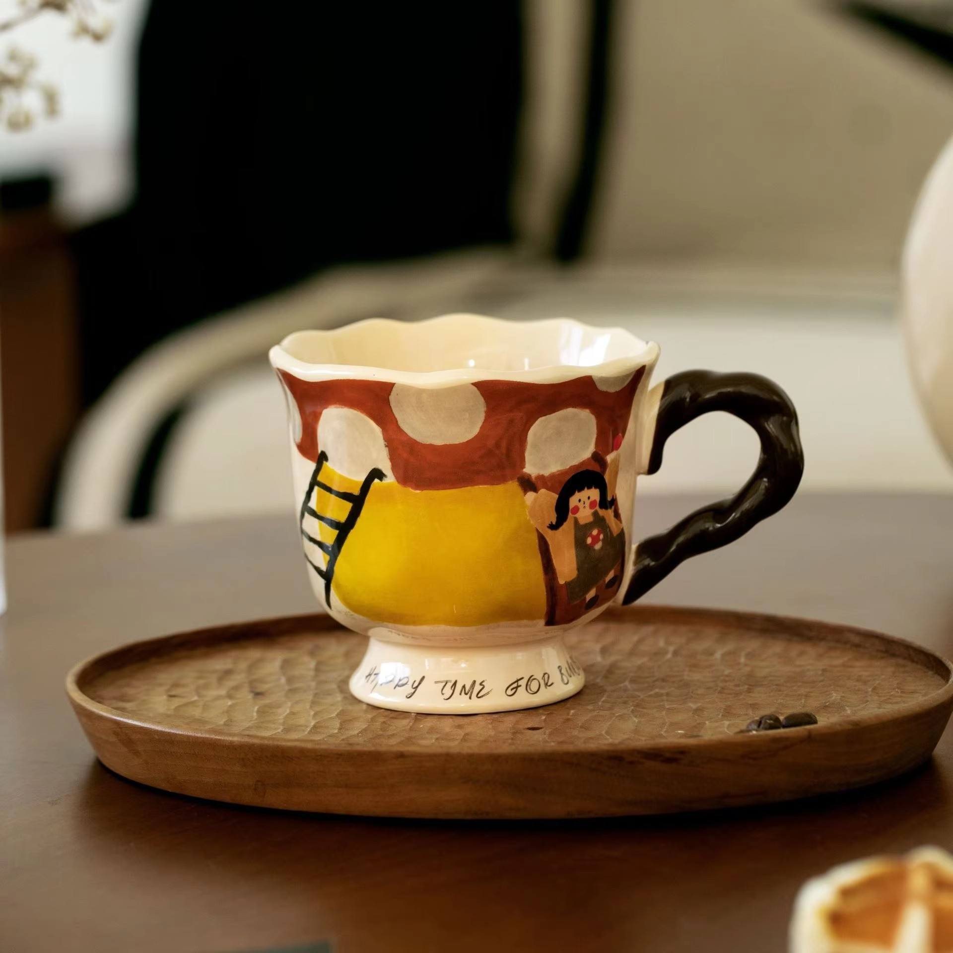 บ้านเห็ดหลากสีสัน