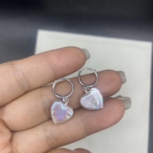 Boucles d'oreilles en argent sterling 925 <span class=keywords><strong>de</strong></span> haute qualité en forme <span class=keywords><strong>de</strong></span> cœur avec perle d'eau douce, jolies boucles d'oreilles à clous, bijoux tendance pour les fêtes, Noël, usage quotidien - Product Image 5