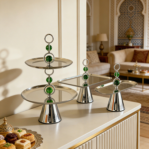 Juego de Bandejas para Servir Postres y Pasteles de Acero Inoxidable, Diseño Moderno y Lujoso con Cuentas Verdes, Color Plateado, Tres Formas - Product Image 5