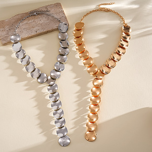 Gold Plated Geometric <b>Statement</b> <b>Necklace</b> For Women's Party Wear Trendy Alloy Bead Chain Jewelry - Product Image 2