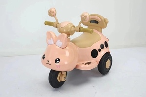Unisex Electric Music Light Tricycle Battery-Powered Plastic Ride-<strong>on</strong> Motorcycle <strong>Toy</strong> <strong>for</strong> Children 2-7 <strong>Years</strong> Remote Controlled - Product Image 5