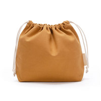 Vente en gros de sac à cordon avec logo personnalisé fourre-tout en toile portable à couture à la mode usage quotidien shopping stockage de cadeaux solide