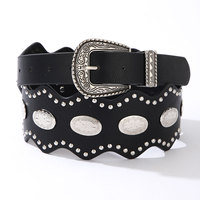Ceinture cloutée JULUN pour femme, ceintures personnalisées, boucle ardillon gravée style western, bords ondulés, plaques métalliques ovales, décor rivets, accessoire de taille