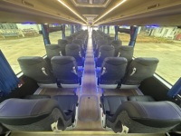 Autobús Híbrido de Lujo Bonluck JXK6130 de 53 Asientos y Tres Ejes, Modelo de Exportación, Nuevo, Dos Unidades en Stock, Ahora en Oferta con Descuento