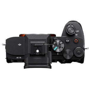 Appareil photo numérique hybride d'occasion <span class=keywords><strong>A7</strong></span> <span class=keywords><strong>IV</strong></span> A7M4, boîtier 33MP Full Frame CMOS, 4K 60p, stabilisation d'image 5 axes (IBIS), autofocus œil en temps réel - Product Image 2
