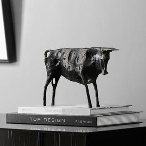 En gros Personnalisé Bureau Animal <span class=keywords><strong>Bull</strong></span> Statue Bronze Main 3D Fer Sculpture - Product Image 4