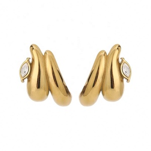 Boucles d'oreilles à clous en acier inoxydable de style coréen, diamant unique, tendance, style Ins, simple, géométrique, forme spéciale pour anniversaire - Product Image 1