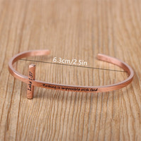 Bracelet en forme de croix d'inspiration chrétienne en acier inoxydable pour femmes et hommes