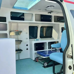 Nouvelle ambulance à châssis diesel manuel durable avec climatisation et équipement médical pour les pays à climat chaud - Product Image 5