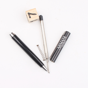 Bolígrafo Delgado Promocional para Hotel con Bola de Metal Negra y Logotipo Grabado, Ancho de Escritura de 1.0 mm - Product Image 6