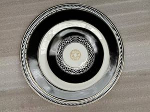 Manufacturer Stylish Modern High-end Hot Selling Ceramics Business Gift Luxury Decor Bone China Black White Geometric Ceramics - Product Image 5