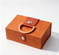 Boîte cadeau rigide de luxe avec poignée en bois en forme de D et fermeture magnétique, matériaux recyclés, emballage personnalisé pour accessoires de foulard