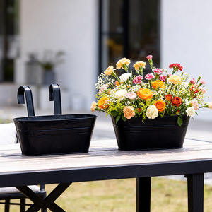 Vaso da Fiori Ovale Rimovibile <span class=keywords><strong>in</strong></span> <span class=keywords><strong>Ferro</strong></span> <span class=keywords><strong>Battuto</strong></span> per Interni ed Esterni, Vaso <span class=keywords><strong>in</strong></span> Metallo per Recinzioni da Giardino - Product Image 3