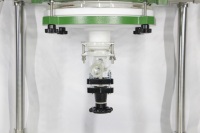 Réacteur en verre à double enveloppe de 100 L pour usines de fabrication, système automatique contrôlé par PLC, température haute précision