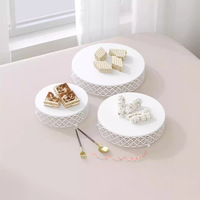 Support à gâteau creux en or personnalisable pour les mariages Accessoires commerciaux d'affichage de gâteau pour les décorations de table à dessert dans les magasins de mariage