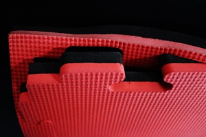 Tapis de tatami de Jiu Jitsu en EVA de 30 mm, tapis de mousse réversible BJJ, tapis d'arts martiaux, tapis de <span class=keywords><strong>judo</strong></span>/karaté/<span class=keywords><strong>dojo</strong></span> antichoc, texture T, densité 85 kg/m - Product Image 4