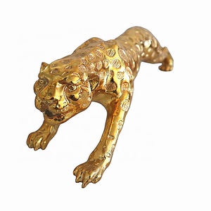 Handmade Modern Abstract Gold Panther Resin Statue Home Decoration Craft <strong>Ornament</strong> for Wall Use Gift for Friends and <strong>Family</strong> - Product Image 2