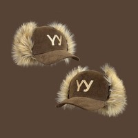 Gorra de béisbol de pana Y2K personalizada al por mayor con orejeras de piel sintética, gorro de trampero esponjoso, gorras cálidas de felpa con letras bordadas