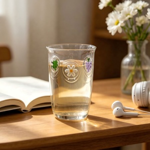 Bicchiere in Vetro Borosilicato 3D con Motivi Floreali e Frutta, Grazioso Design <span class=keywords><strong>Margherita</strong></span>, Trifoglio e Uva, per Latte, Succo e <span class=keywords><strong>Caffè</strong></span> - Product Image 3