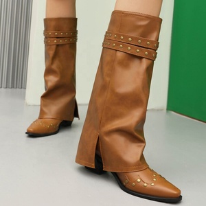 Bottes hautes d'hiver pour femme, grande taille 48, style western, avec boucles de ceinture, à empiècements, talons épais, bout pointu, style pantalon - Product Image 4