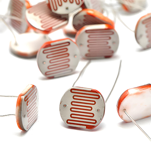 Nhà máy trực tiếp photoresistor 5528 CDs cảm biến yếu tố 5mm 10mm 12mm 20mm điện trở LDR thông qua lỗ chuyển đổi quang điện - Product Image 1