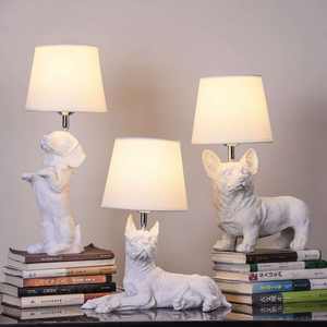 Lampe LED animaux en résine, design mignon, éclairage nocturne, luminaire décoratif d'intérieur, idéal pour un salon, une chambre à coucher, un hôtel, une table, un chiot ou un bureau - Product Image 5