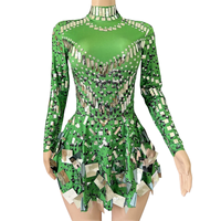 Nouveaux costumes de performance de danse de robe courte de paillettes de miroir de femmes (paillettes argentées)