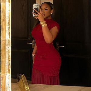 Robe longue Maxi Maxfree rouge à double couche, sans manches, froncée, ajustée, plissée, pour soirée - Product Image 3