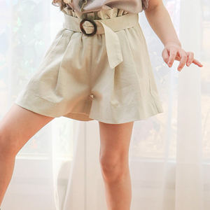 Pantalones Vaqueros Cortos de Moda China para Chicas, Estilo Drop Crotch - Product Image 2