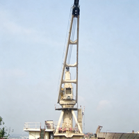Grue de pont marine robuste avec rotation à 360 degrés, grue hydraulique sur piétement pour le levage de navires offshore
