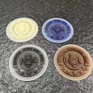 Tùy chỉnh mềm <span class=keywords><strong>PVC</strong></span> vá cho túi quần áo dập nổi cao su 3D Logo thẻ cá nhân nhãn hiệu tùy chỉnh Silicone nhãn hàng may mặc - Product Image 3