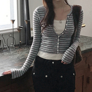 Camiseta de manga larga con pliegues a rayas, estilo simple y casual, ajustada y entallada, versátil y a la moda. - Product Image 5