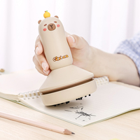 Capibara Mini USB Desktop Cleaner ricaricabile grazioso tavolo da studio dispositivo di rimozione della polvere portatile Mini aspirapolvere da tavolo